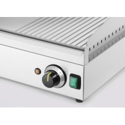 Kepimo paviršius-grilis, 1/3 briaunota, HENDI, Kitchen Line, 230V/3500W, 697x474x(H)241mm
