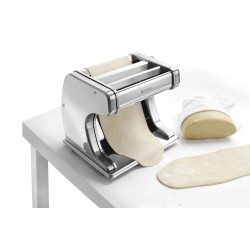 Elektrinė makaronų pjaustyklė, HENDI, Profi Line, 230V/70W, 256x213x(H)232mm